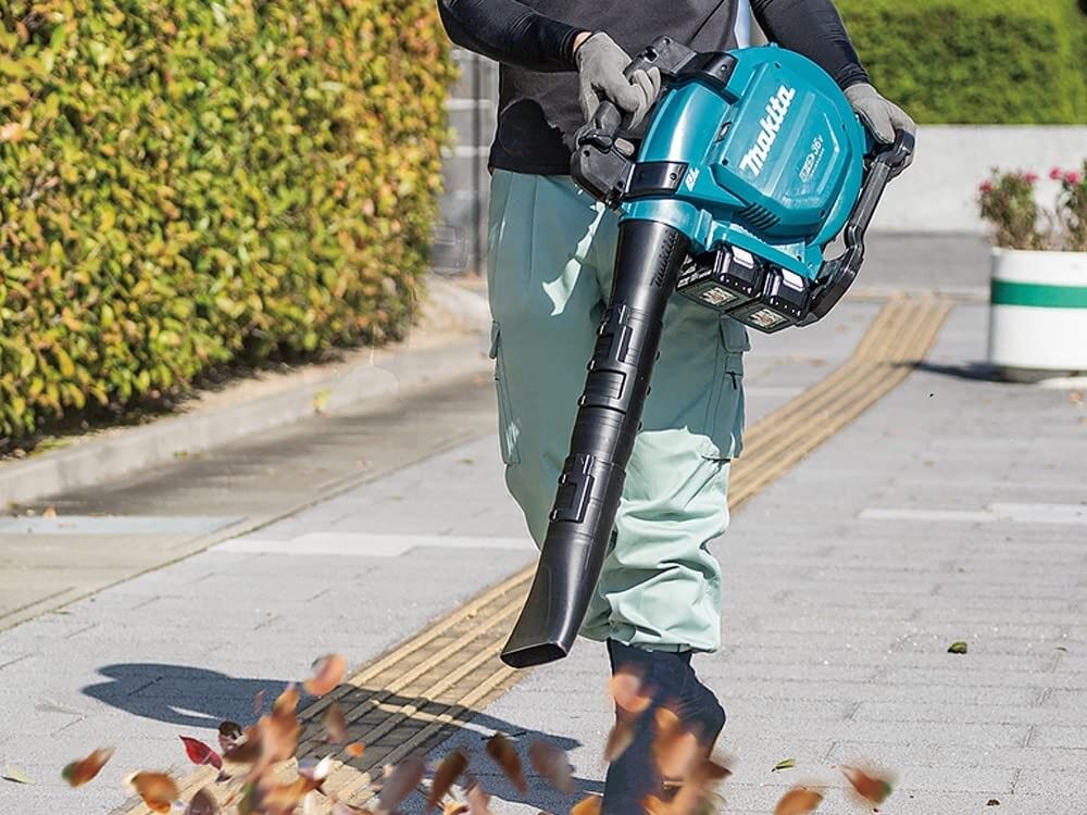 aspirateur souffleur broyeur maniabilite